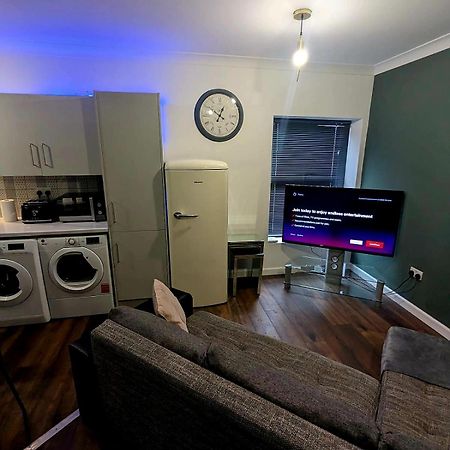 לונדון Bright & Modern Apartment In Hackney Wick E3 מראה חיצוני תמונה