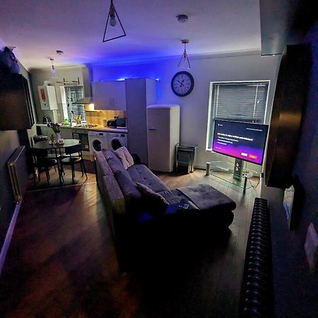 לונדון Bright & Modern Apartment In Hackney Wick E3 מראה חיצוני תמונה