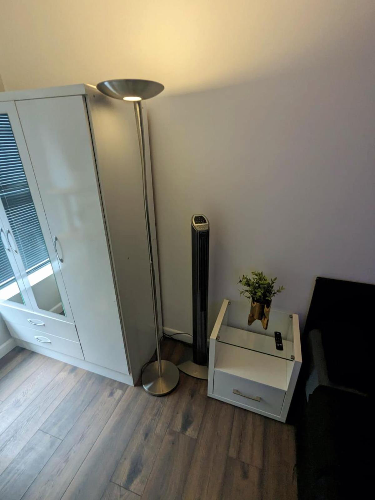 לונדון Bright & Modern Apartment In Hackney Wick E3 מראה חיצוני תמונה